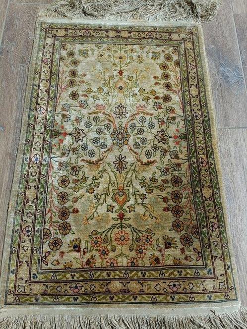 Hereke - Tapijt - 67 cm - 44 cm - Zijden tapijt ondertekend, Huis en Inrichting, Stoffering | Tapijten en Kleden