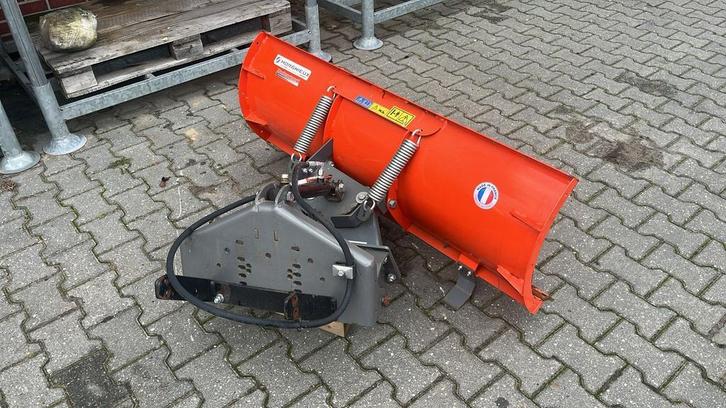 Minitrekker sneeuwschuif, hydraulisch geheven 1,3 Mtr. breed, Zakelijke goederen, Agrarisch | Werktuigen, Akkerbouw, Bollenteelt