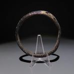 Oud-Romeins Glas Armband. 1e-3e eeuw n.Chr. 5,5 cm diameter., Verzamelen