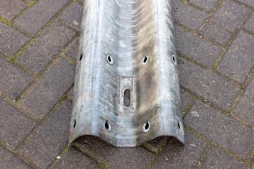 Vangrailplanken gebruikt | Planken in goede staat! | Recht beschikbaar voor biedingen