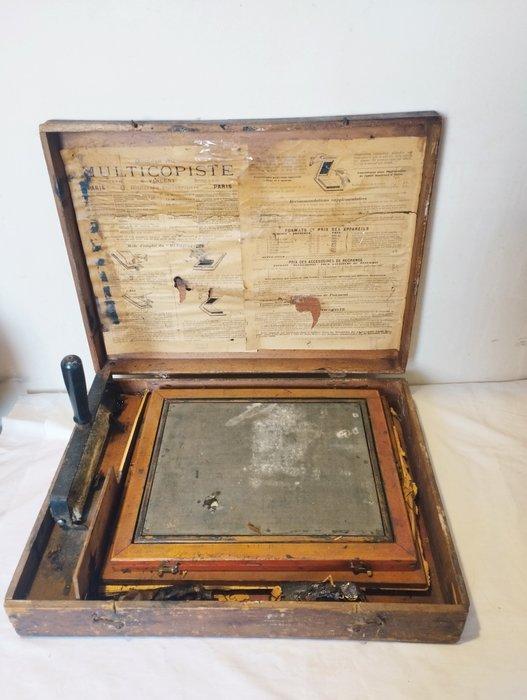 Industriële apparatuur - Oud handmatige multicopiste – S., Antiek en Kunst, Antiek | Wandborden en Tegels
