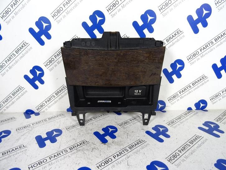 Asbak A 204 680 1350 hout o.a: C-klasse w204, Auto-onderdelen, Interieur en Bekleding, Gebruikt, 3 maanden garantie, Mercedes-Benz