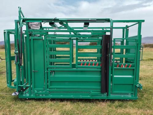 Klauwbekapbox bekapbox klauwverzorginsbox opkapbox typ 3, Dieren en Toebehoren, Stalling en Weidegang, Stalling
