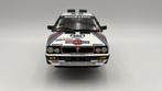 Kyosho 1:18 - Modelauto - Lancia Delta HF 4WD Olympus 1987 -, Hobby en Vrije tijd, Modelauto's | 1:5 tot 1:12, Nieuw