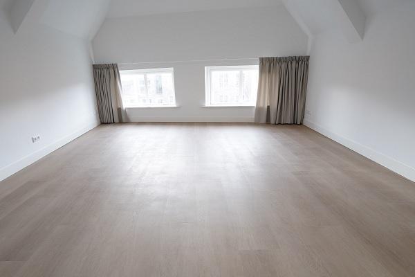 Appartement Noordeinde in Delft, Huizen en Kamers, Huizen te huur, Via bemiddelaar, Zuid-Holland, Appartement