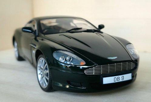 Solido 1:18 - Modelauto - Aston Martin DB9 - Indringend, Hobby en Vrije tijd, Modelauto's | 1:5 tot 1:12