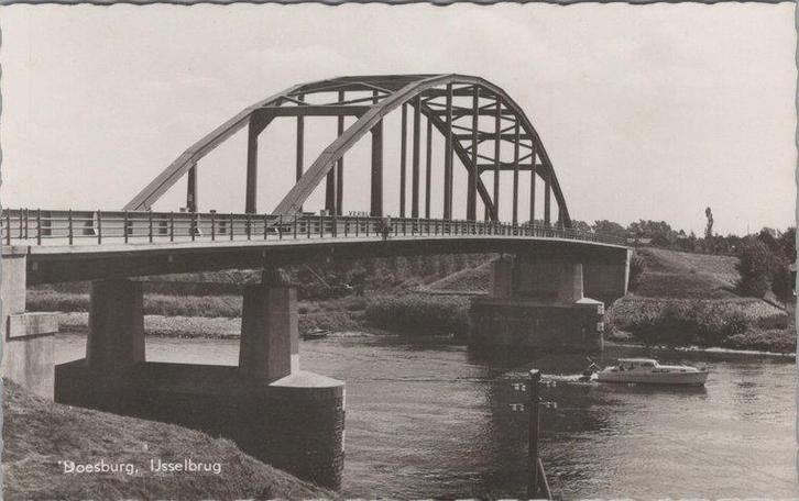 DOESBURG - IJsselbrug, Verzamelen, Ansichtkaarten | Nederland, Verzenden