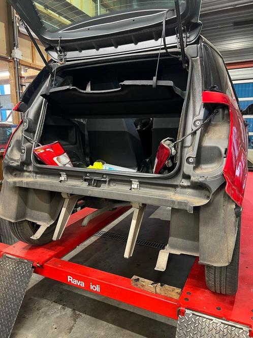 Brommobiel Schadeherstel | Aixam - Microcar - Ligier, Diensten en Vakmensen, Auto en Motor | Schadeherstellers en Spuiterijen