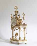 Pendule - Joseph-Charles-Paul Bertrand Louis XVI - Verguld