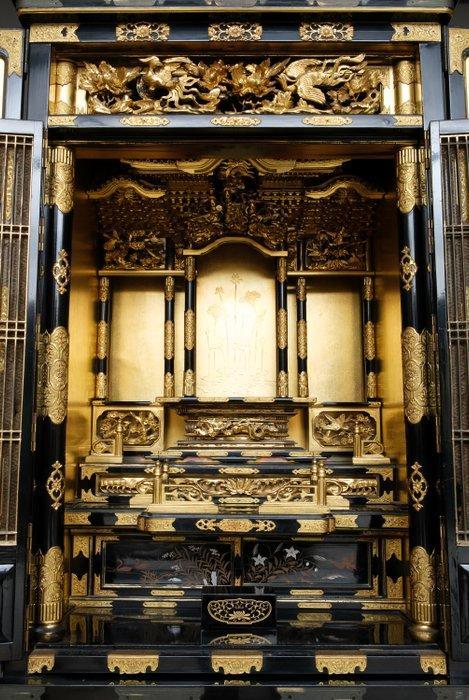 Huisheiligdom  (butsudan) - Gelakt hout, Verguld hout,, Antiek en Kunst, Antiek | Overige Antiek