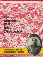Keuvels van het Overmase - Klederdracht van de Zuidhollandse, Boeken, Verzenden, Gelezen, P. de Zeeuw Jgzn
