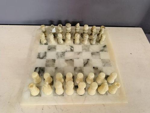 Schaakspel - albast, Antiek en Kunst, Curiosa en Brocante