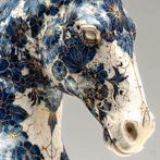 NYX - Cheval en Porcelaine Bleue & Blanche – Art, Antiek en Kunst