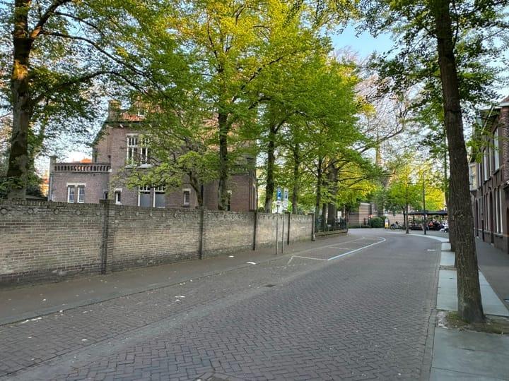 in Valkenswaard met 3 kamer(s) ruime woning te huur, Huizen en Kamers, Huizen te huur, Direct bij eigenaar, A, Noord-Brabant, Tussenwoning