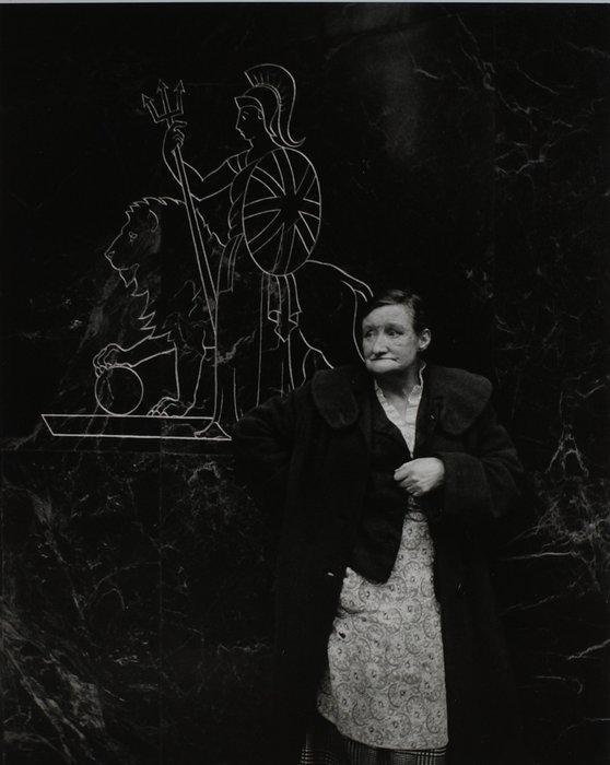 Lutz Dille (1922-2008, German photographer) - Britannia,, Antiek en Kunst, Kunst | Designobjecten