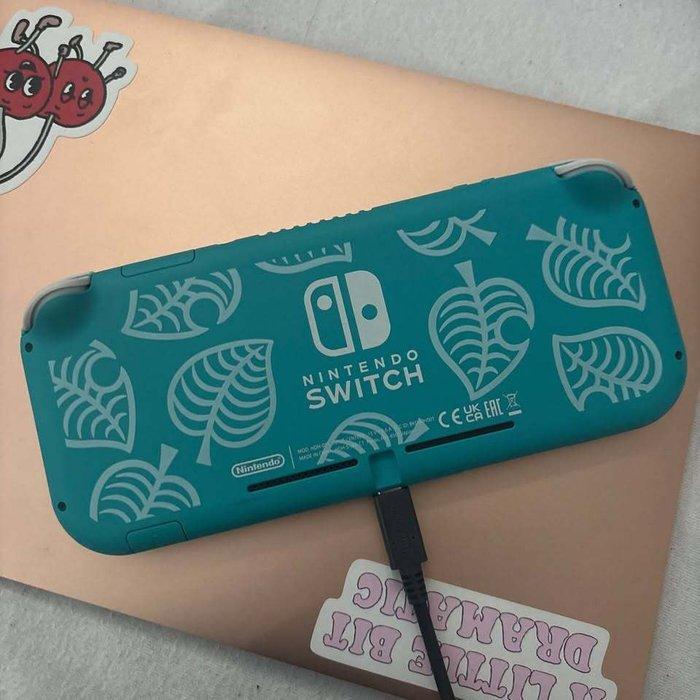 Nintendo - Switch Lite - Animal Crossing: New Horizons Timmy, Spelcomputers en Games, Spelcomputers | Overige Accessoires