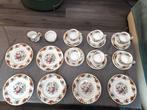 Royal Albert - Theekopjesset voor 6 personen (26) -, Antiek en Kunst, Antiek | Meubels | Tafels