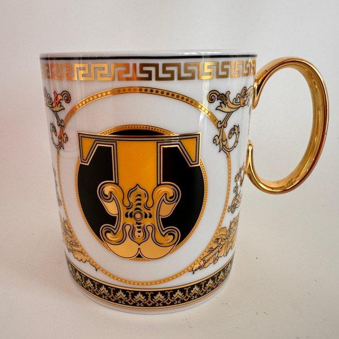 Rosenthal - Versace - Mok - Virtus Alphabet beker met hengel, Antiek en Kunst, Antiek | Glas en Kristal
