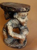 KRUKJE handgesneden twee worstelende figuren 20 cm -, Antiek en Kunst