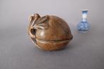 Old Soapstone Peach Carving - jade - China - Qing Dynastie, Antiek en Kunst
