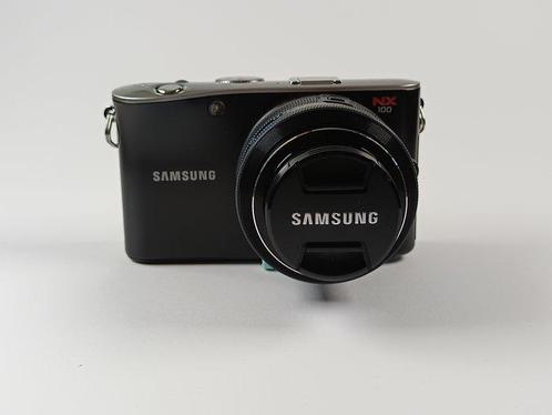 Samsung NX100 + 20-50mm Digitale camera, Audio, Tv en Foto, Fotocamera's Digitaal