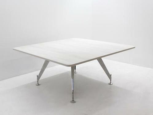 Vergadertafel - 160x160cm - scandic wood wit - 4-poot chroom, Huis en Inrichting, Tafels | Eettafels, Ophalen of Verzenden