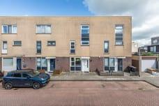 Huis te huur 5 kamers, Purmerend beschikbaar voor biedingen