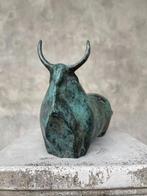sculptuur, NO RESERVE PRICE - Sculpture of an abstract bull