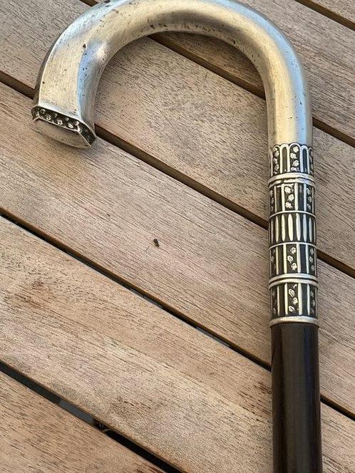Wandelstok - met massief zilveren handgreep (800), Antiek en Kunst, Kunst | Designobjecten