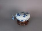 Kangxi, 17th Century - Doos - Grote pruimenbloesemdoos en