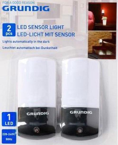 Grundig LED sensorlamp - 2 Stuks - Gaat in het donker, Antiek en Kunst, Antiek | Lampen, Verzenden