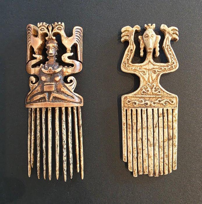 Haar ornament (2) - Indonesië - Kammen Molukken, Antiek en Kunst, Kunst | Niet-Westerse kunst