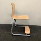 complete set 6 stuks Woodmark schoolstoelen met voetenplank,, Ophalen of Verzenden, Gebruikt, Hout, Vijf, Zes of meer stoelen