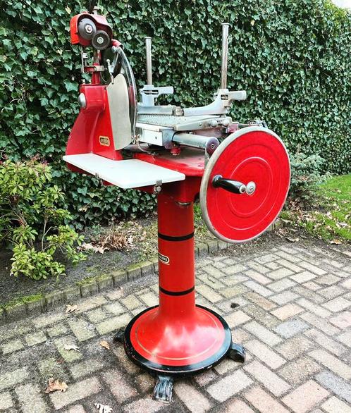 GEVRAAGD OUDE BERKEL VLEESSNIJMACHINE SNIJMACHINE HANDWIEL, Antiek en Kunst, Antiek | Keukenbenodigdheden