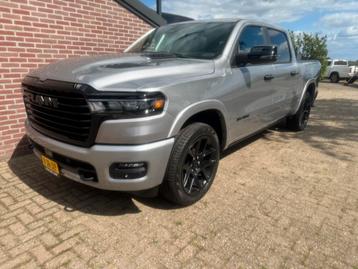 RAM 1500 2024 Grijs LARAMIE NIGHT PREMIUM EDITION - NIEUW beschikbaar voor biedingen