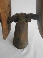 Decoratieve bel - Heel oude geitenbel met houten hals -, Antiek en Kunst, Curiosa en Brocante