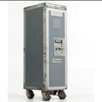 primera air - Trolleys van luchtvaartmaatschappijen -