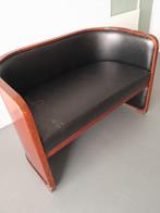 bank, bankje, art deco, gemerkt, antiek, leer, hout, 2 pers., Ophalen of Verzenden