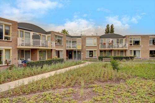 Te huur: Appartement Oranjeplein in Vroomshoop, Huizen en Kamers, Huizen te huur, Overijssel, Appartement