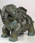 Beeld, Groot beeld lopende olifant - 3,9 kg - 20 cm - Brons, Antiek en Kunst, Curiosa en Brocante