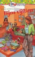 Tina topper 59 bijna vijftien 9789058553126 Hopkins C., Boeken, Hopkins C., Gelezen, Verzenden