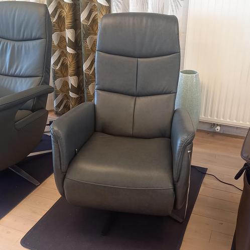 RELAXFAUTEUIL LEER MAAT S MET GASVEER-VERSTELLING, Huis en Inrichting, Fauteuils, 75 tot 100 cm, Nieuw, 50 tot 75 cm, Leer, Ophalen