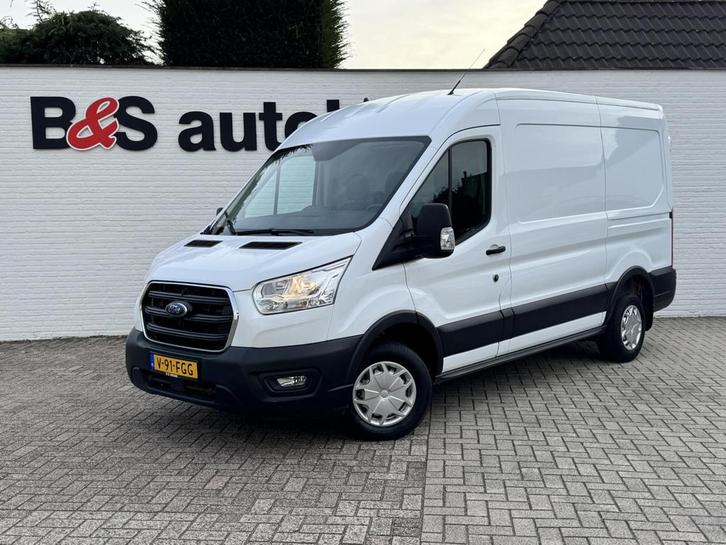 Ford Transit 290 2.0 TDCI L2H2 Trend Airco Cruise Pdc 3 Zitp, Auto's, Bestelauto's, Dealer onderhouden, Lease, Zwart, Handgeschakeld