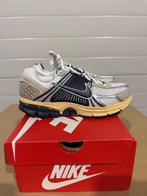 Nike - Low-top sneakers - Maat: EU 39, Nieuw