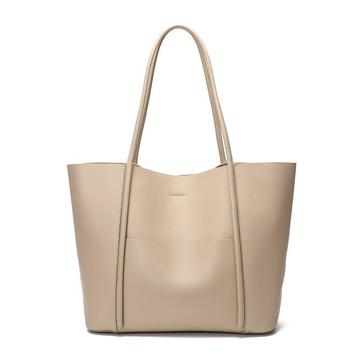 Daila Leather Tote beschikbaar voor biedingen