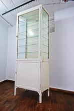 Medical Cabinet - Kabinet - Staal, Antiek en Kunst