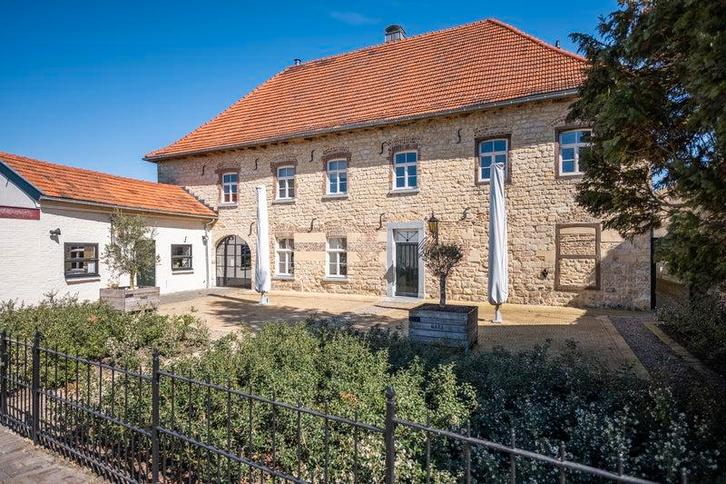Te huur: Huis Kerkplein in Voerendaal, Huizen en Kamers, Huizen te huur, Limburg