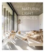 Natural Light Spaces 9788499369099 Francesc Zamora Mola, Verzenden, Gelezen, Francesc Zamora Mola