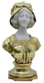 Raphaël Febrari (d. 1928) - Beeld, Femme au papillon - 43 cm