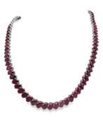 Halsketting - 14 karaat Witgoud - 41.71ct. tw. Robijn, Nieuw